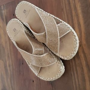 White Mountain Sandles